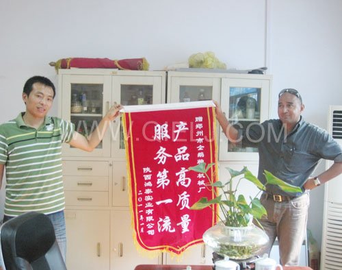 2011年7月25日，外國友人參觀考察我公司！明經(jīng)理等接待并陪同參觀！(圖2)